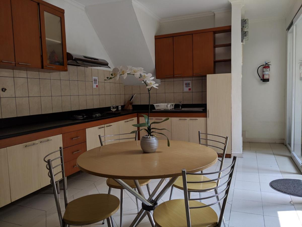 ג'קרטה My Home By Flat06 מראה חיצוני תמונה